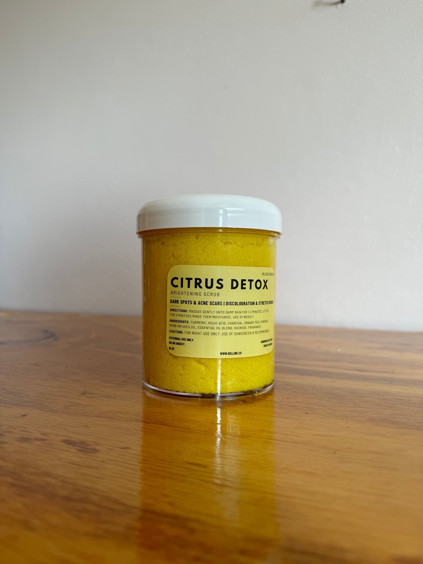 Citrus Detox Brightening Scrub